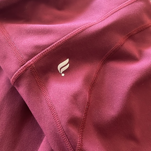 WOMENS FABLETICS ATHLETIC YOGA LEGGINGS - Picture 3 of 6